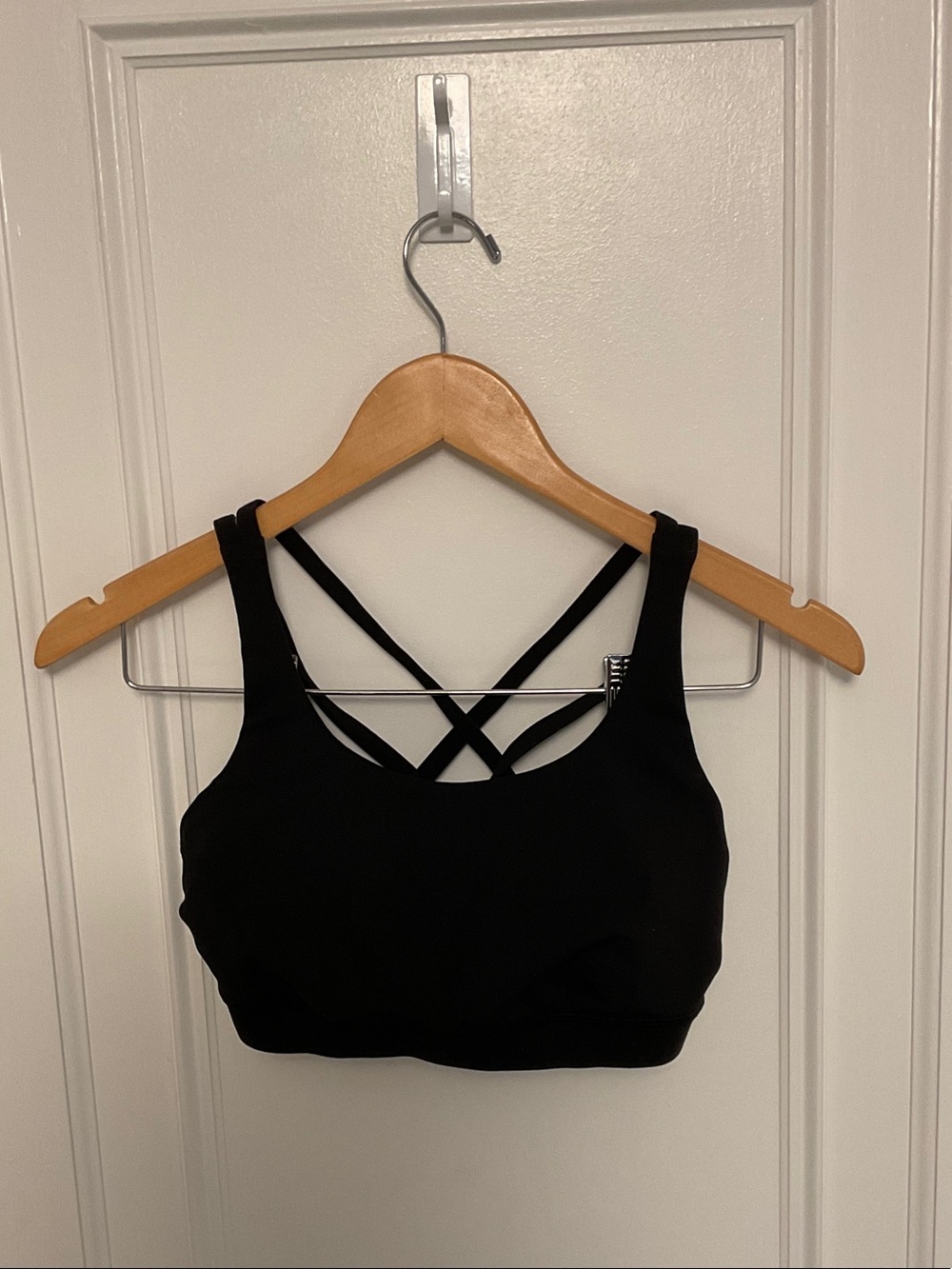 Lululemon energy bra in black - (size 6)